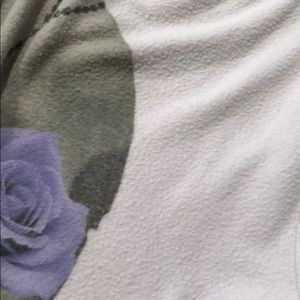 Wildfox Tops - WildFox skull sweatshirt Wildfox Tops - WildFox skull sweatshirt